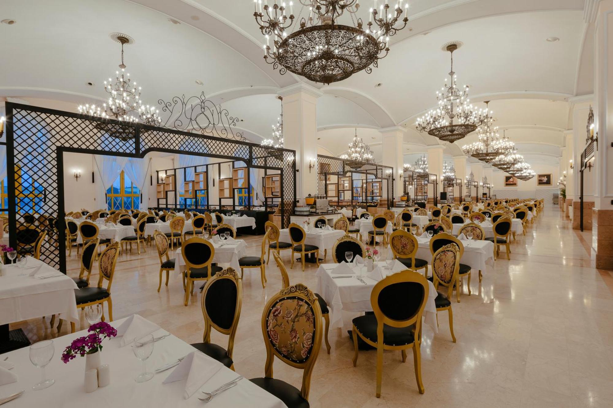Ośrodek wypoczynkowy Kremlin Palace